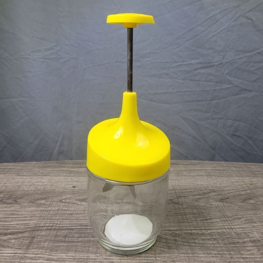 Gemco Yellow Lid Manual Food Chopper‎